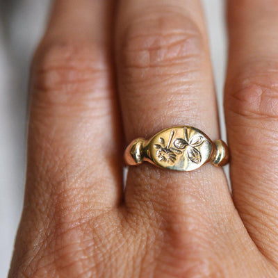 Bronze Red Clover Botanical Ring - Paxton Gate